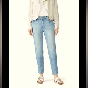 Light Blue wash Jeans CAARA free people revolve straight casual denim fall $140